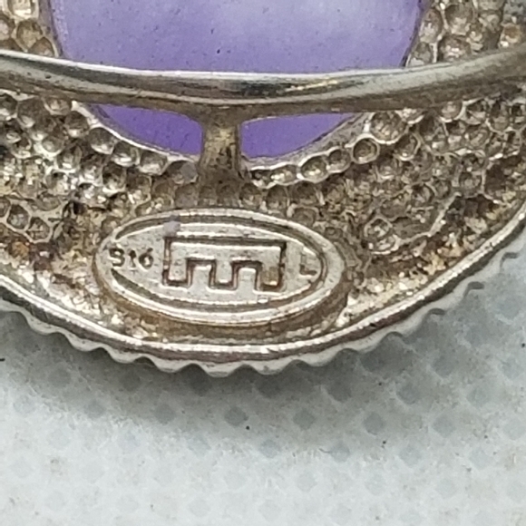 VINTAGE STERLING SILVER RING SET WITH MARCASITE &  GENUINE AMETHYST GEMSTONE - Picture 7 of 8